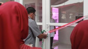 RINTIS PERTANIAN MODERN, GEDUNG SMK PK “INDOOR FARMING” DIRESMIKAN DIREKTUR SMK KEMDIKBUDRISTEK RI